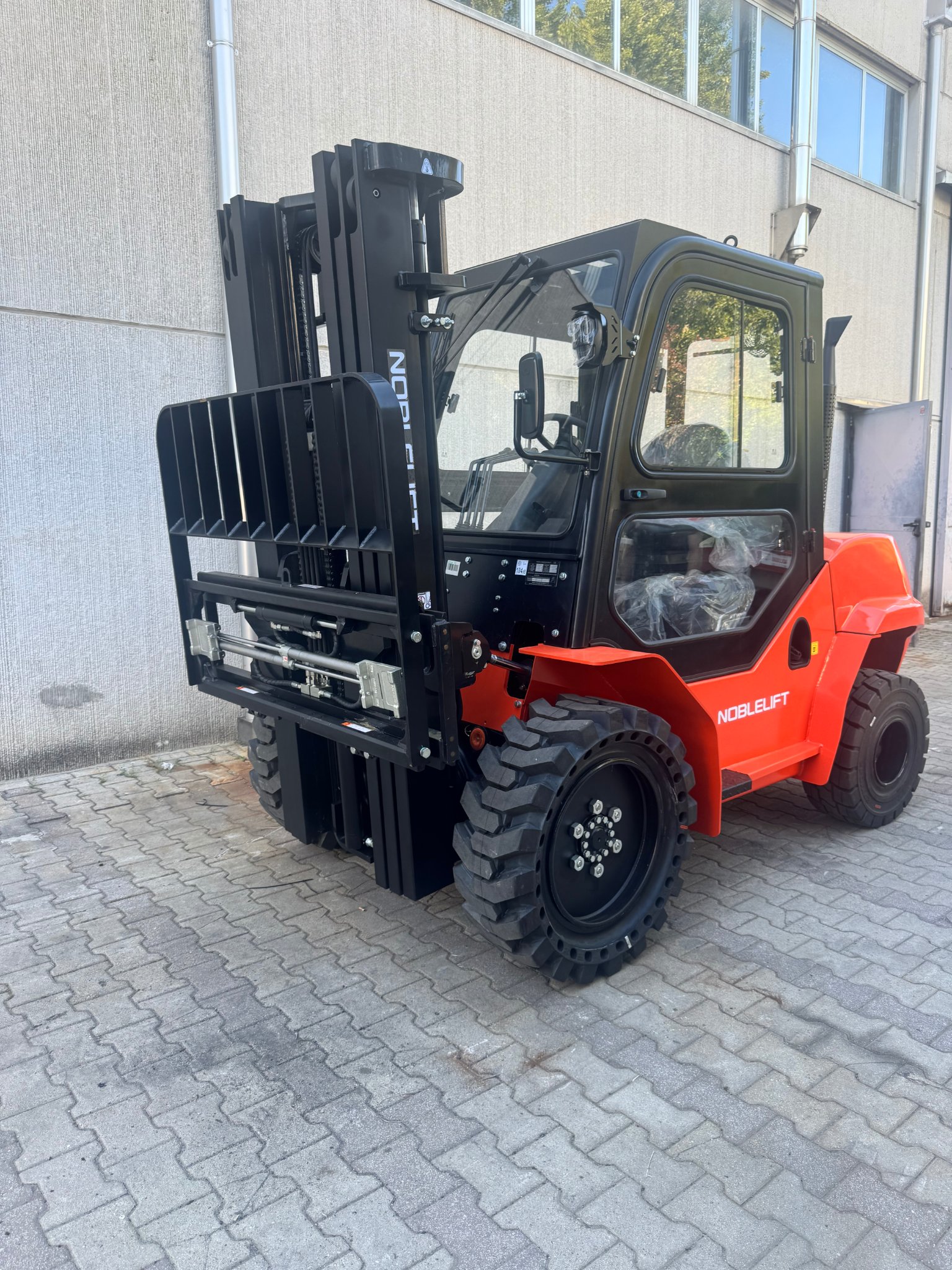 NOBLELIFT FD2RT25LS