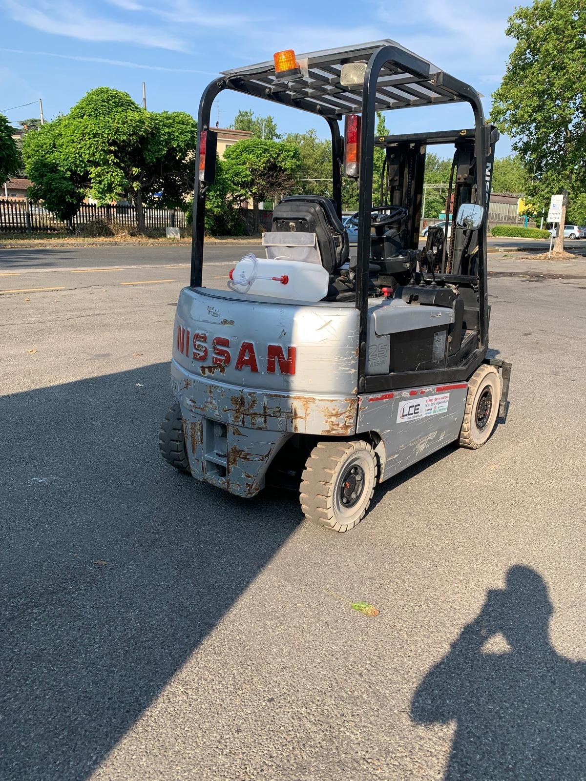 NISSAN Q02