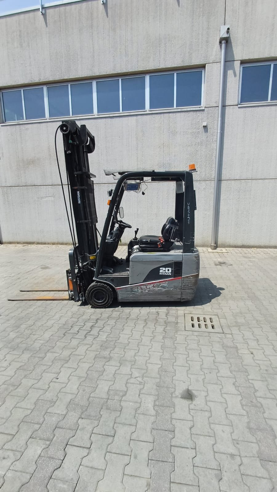 NISSAN G1N1L20
