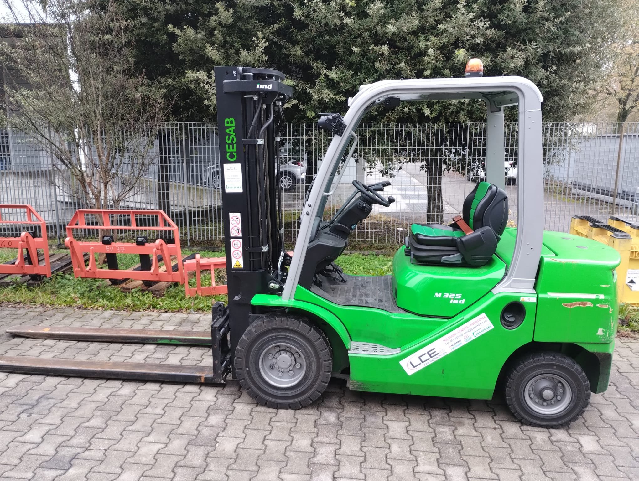 CESAB M325DV