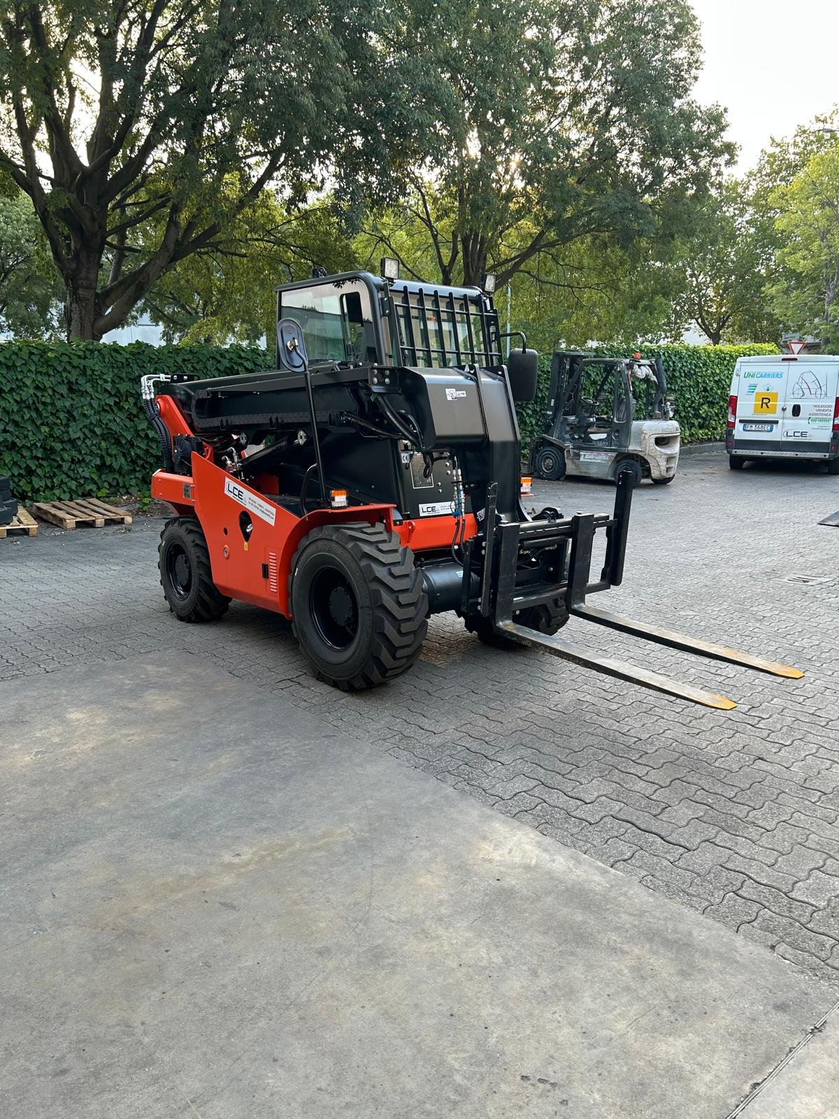 NOBLELIFT FTH25N-4WD
